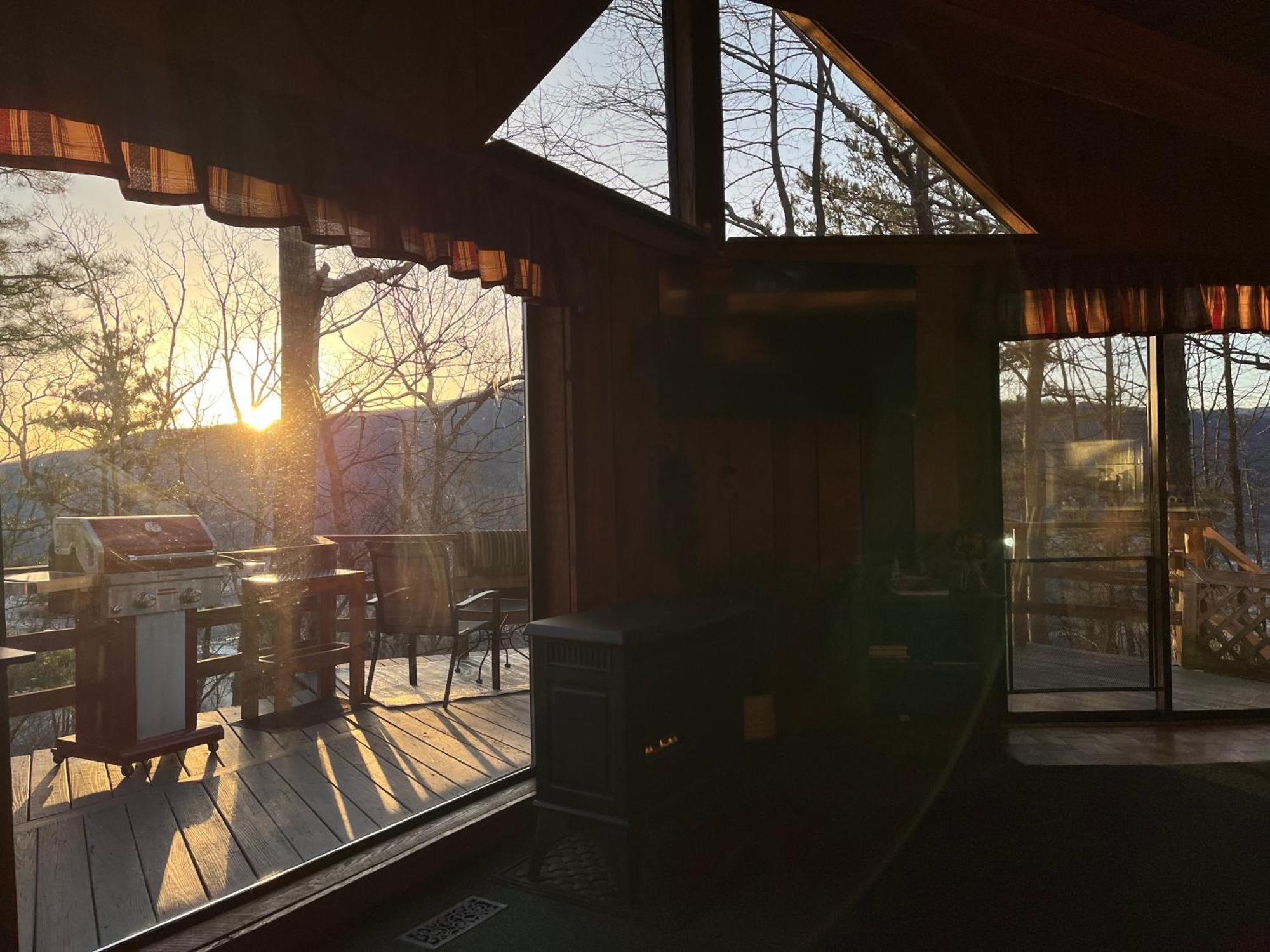 10 Miles Away From The Heart Of It All! Pigeon Forge Quarto foto